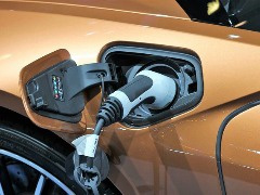 中国新能源汽车用户满意度水平首次超过燃油汽车