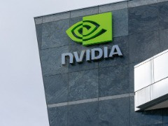 分析师：英伟达有望再涨两成，2027 年其 AI 相关收入或达 3000 亿元
