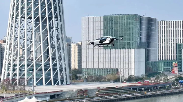 广州在大学城建立全国首个低空经济应用示范岛，启动飞行汽车基础设施建设