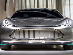 AMG 正全力打造全新 V8 引擎，坚信大排量燃油发动机仍有生存空间